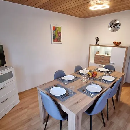 Germanus Apartment *